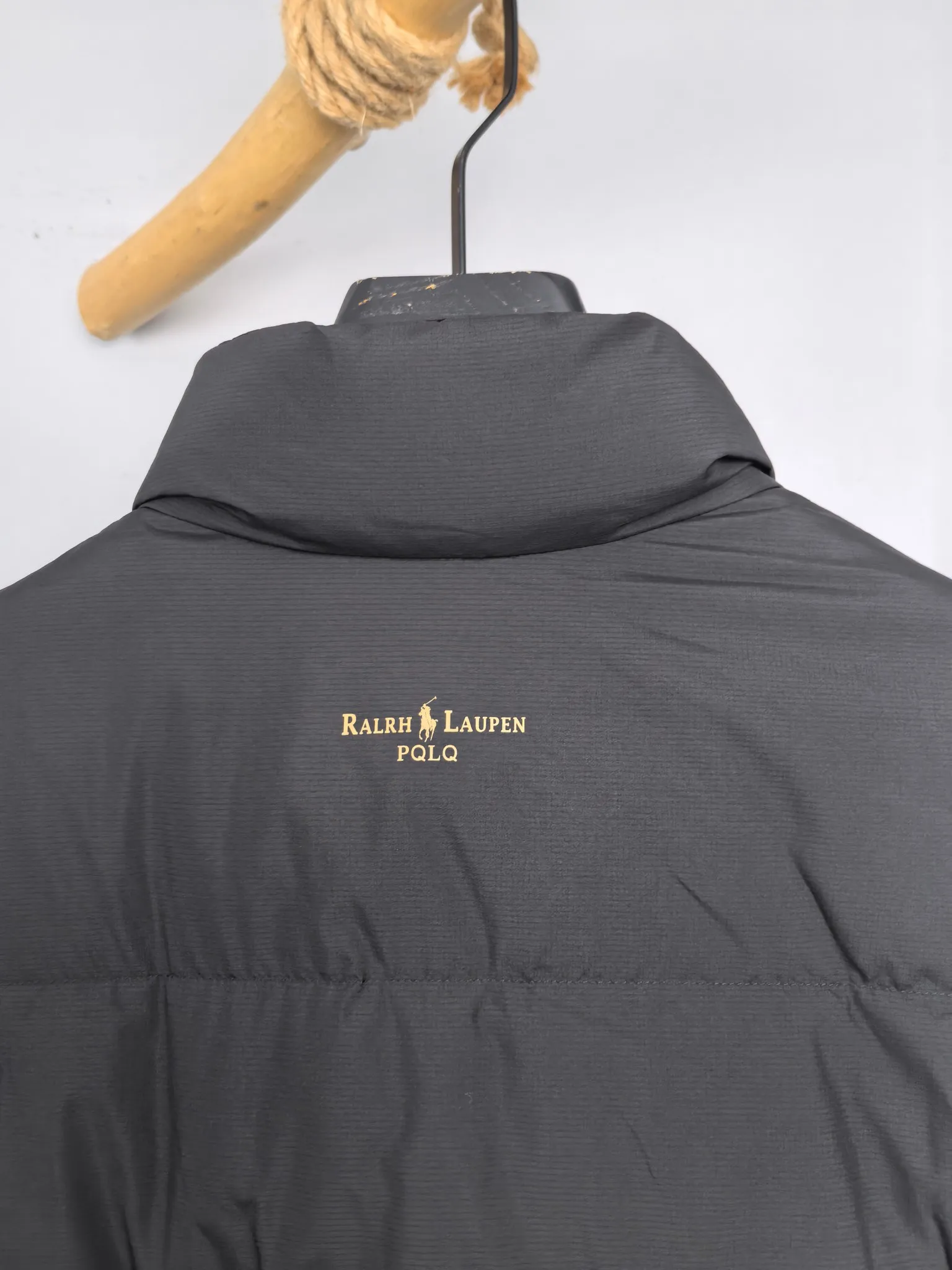P960 POLO Paul's 2025 winter latest model, available at the counter simultaneously, original order, popular fashionable casual hooded down jacket, imported original fabric, unique design, original hardware accessories decoration, simple and fashionable, handsome upper body, complete three labels, size: M-3XL